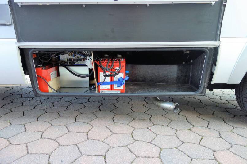 Hymer B 504 SL compacte integraal, garage 9
