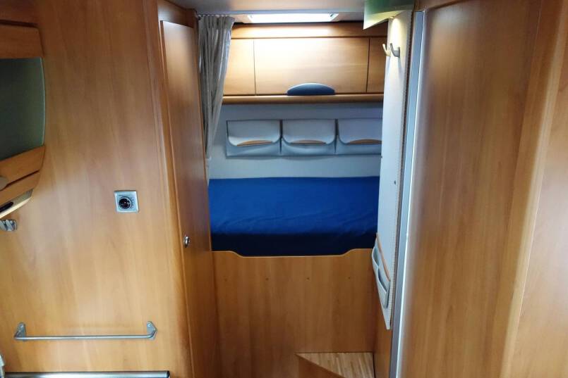 Hymer B 504 SL compacte integraal, garage 13