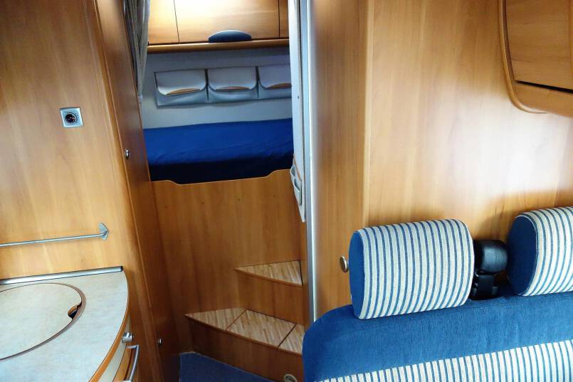 Hymer B 504 SL compacte integraal, garage 14