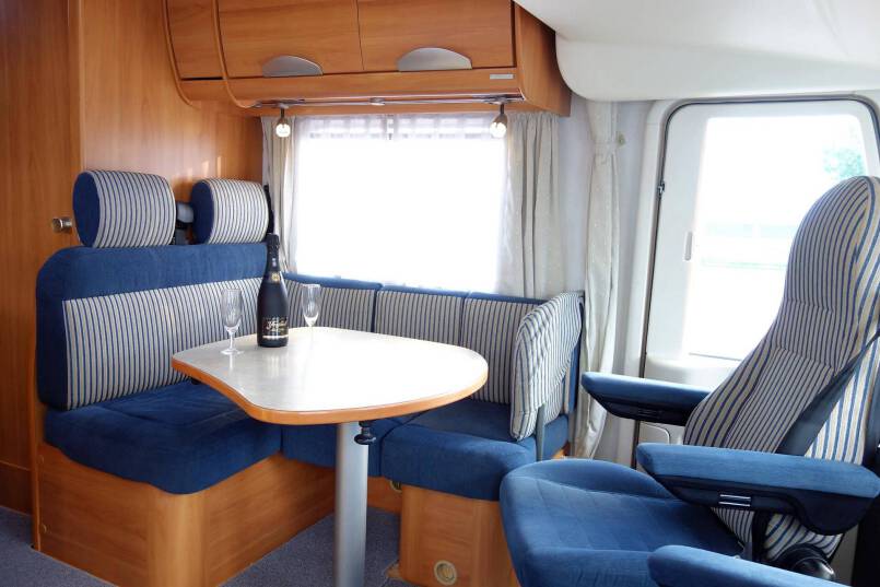 Hymer B 504 SL compacte integraal, garage 15