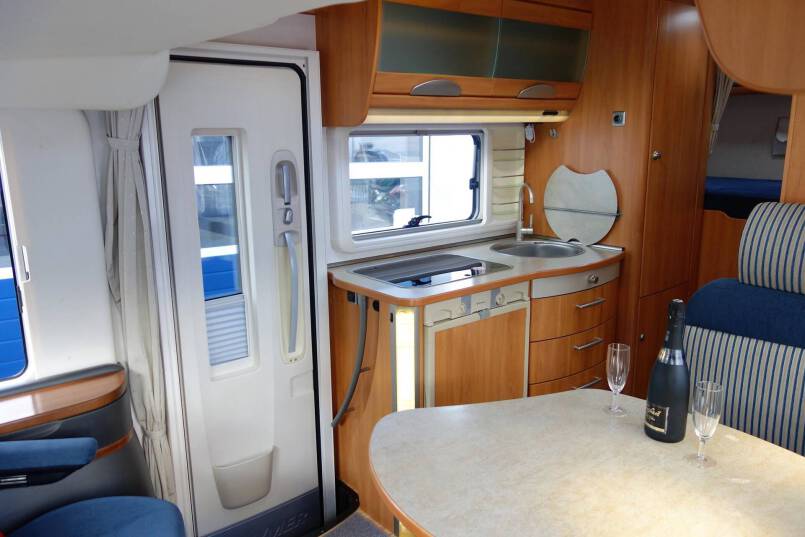 Hymer B 504 SL compacte integraal, garage 19