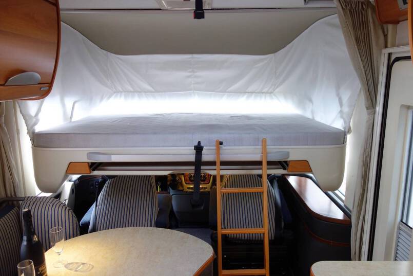 Hymer B 504 SL compacte integraal, garage 21