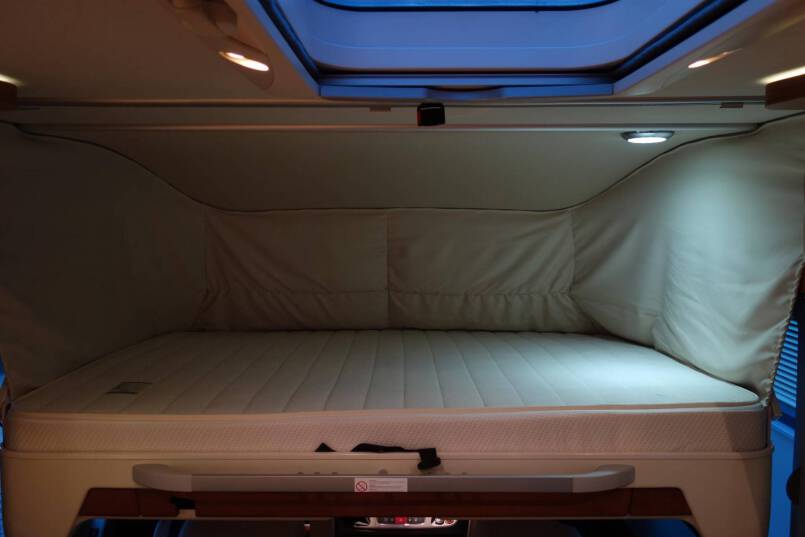 Hymer B 674 SL Star Edition AUTOMAAT, 2 aparte bedden, grote garage, vol optie 19