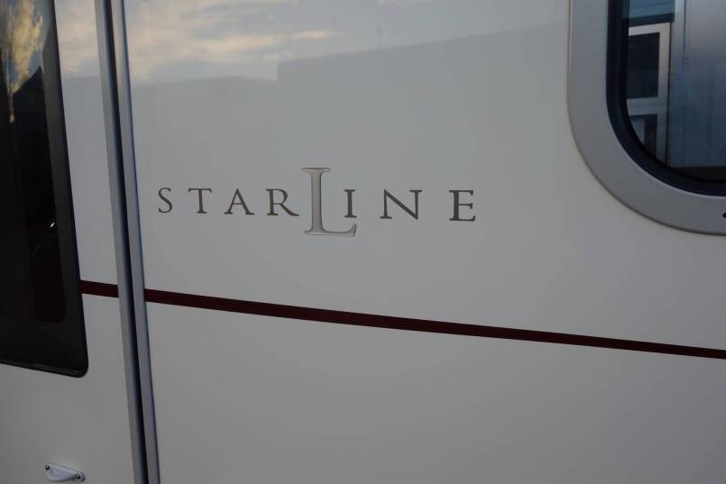Hymer B 585 3.0 V6 AUTOMAAT, 2 aparte bedden 9