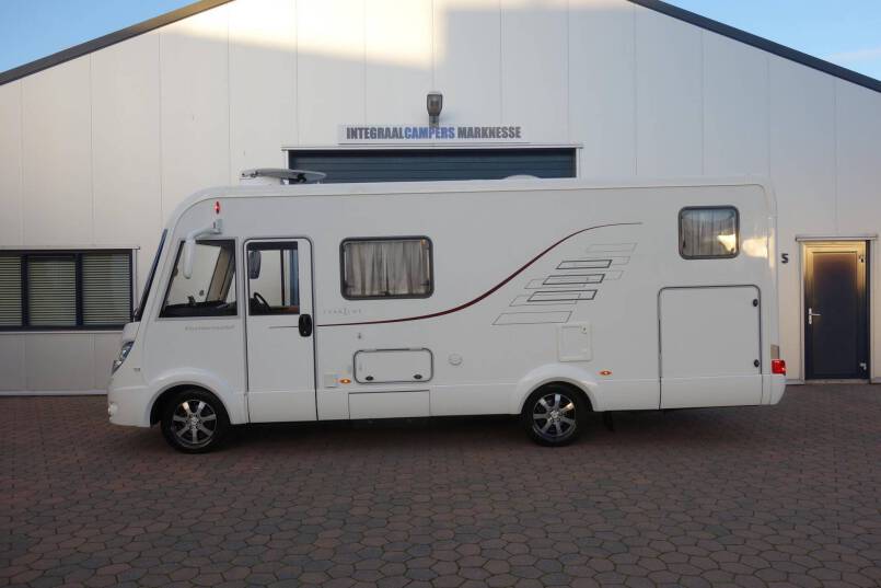 Hymer B 585 3.0 V6 AUTOMAAT, 2 aparte bedden 2