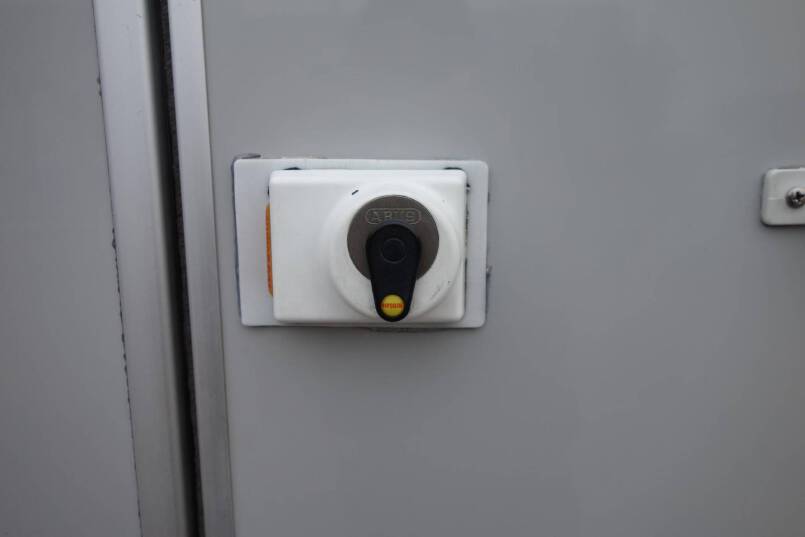 Hymer B 674 G L-zit, enkele bedden, garage, Oyster 85 11