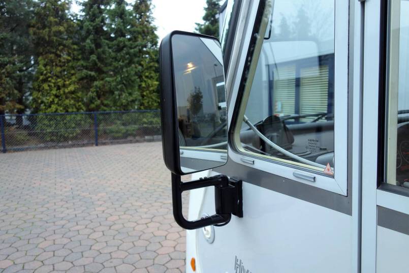Hymer B 674 G L-zit, enkele bedden, garage, Oyster 85 6