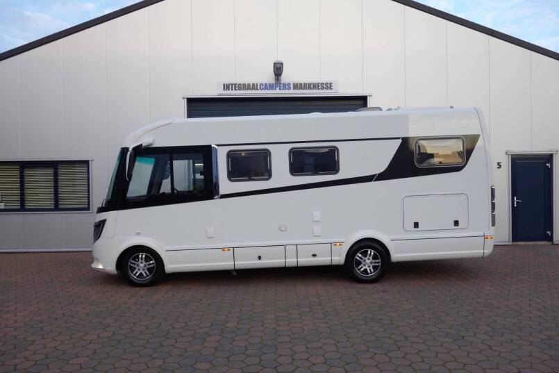 Niesmann-bischoff Arto 66LE Clou Line 3.0 jet 177 PK AUTOMAAT 2