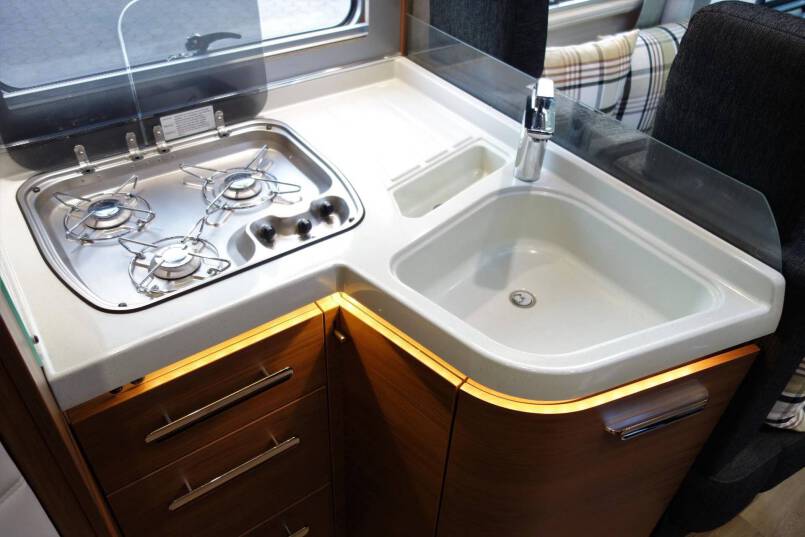 Niesmann-bischoff Arto 66LE Clou Line 3.0 jet 177 PK AUTOMAAT 32