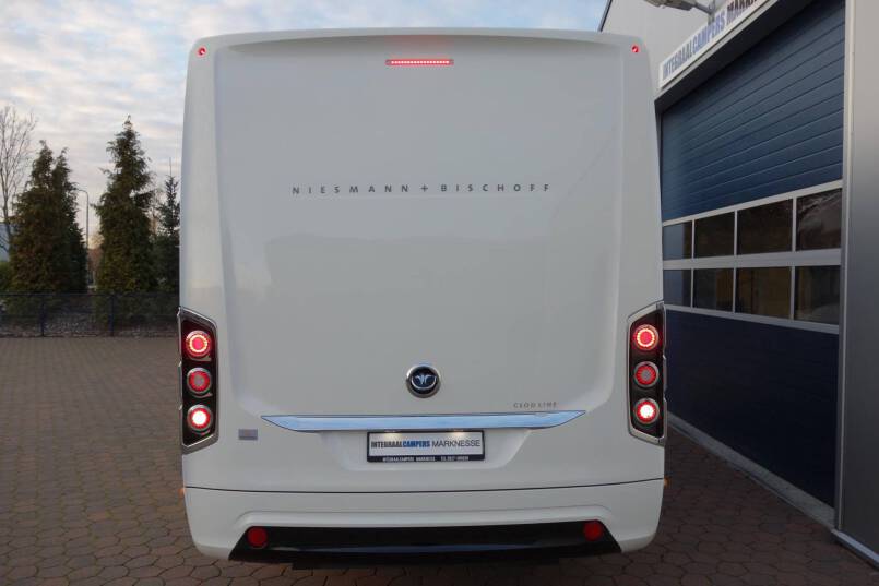 Niesmann-bischoff Arto 66LE Clou Line 3.0 jet 177 PK AUTOMAAT 3