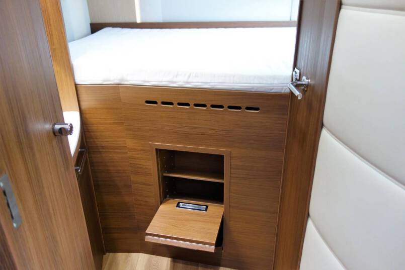 Niesmann-bischoff Arto 66LE Clou Line 3.0 jet 177 PK AUTOMAAT 41