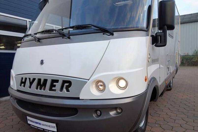 Hymer B 514 G compacte 4 pers. camper met garage 5