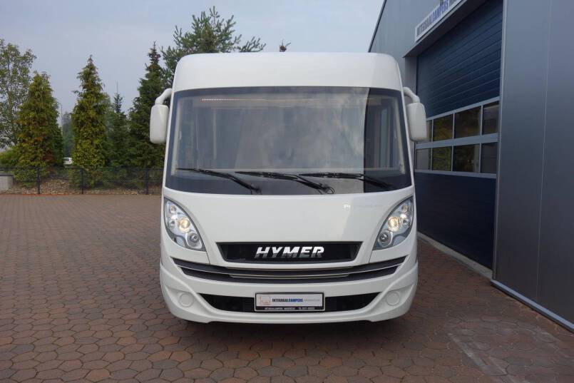 Hymer B 704 PL AUTOMAAT, 3.0 177 pk PremiumLine, 2 aparte bedden 1