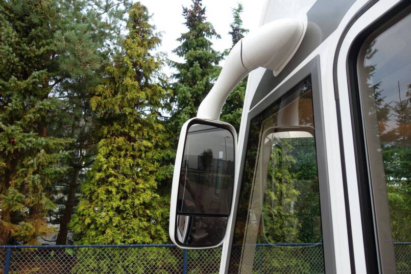 Hymer B 704 PL AUTOMAAT, 3.0 177 pk PremiumLine, 2 aparte bedden 6