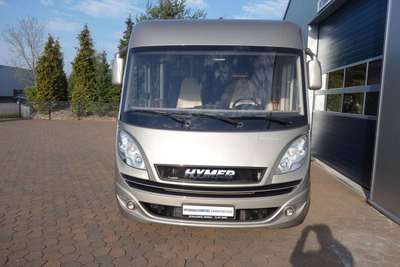Hymer B 678 PL AUTOMAAT, PremiumLine, Sierra grijs metallic, 2 aparte bedden 1