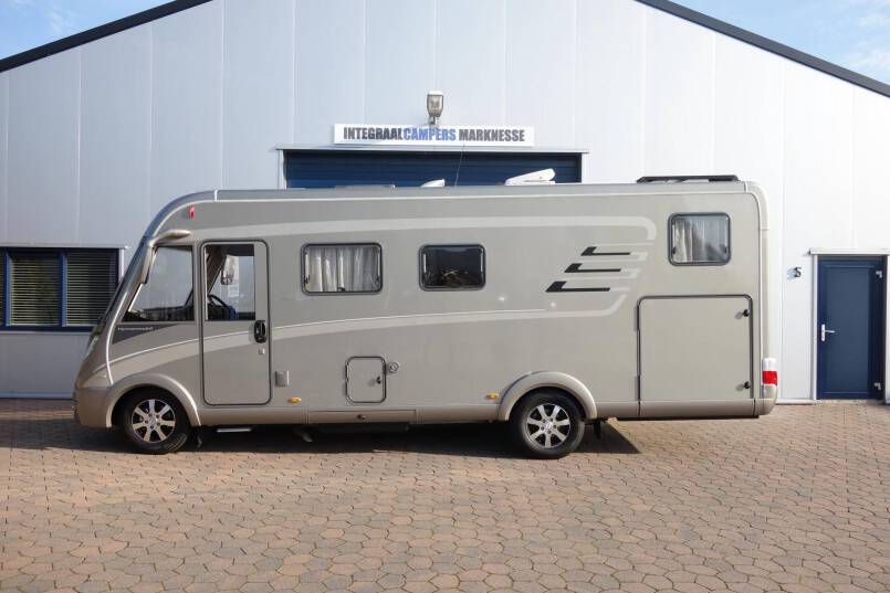 Hymer B 678 PL AUTOMAAT, PremiumLine, Sierra grijs metallic, 2 aparte bedden 2