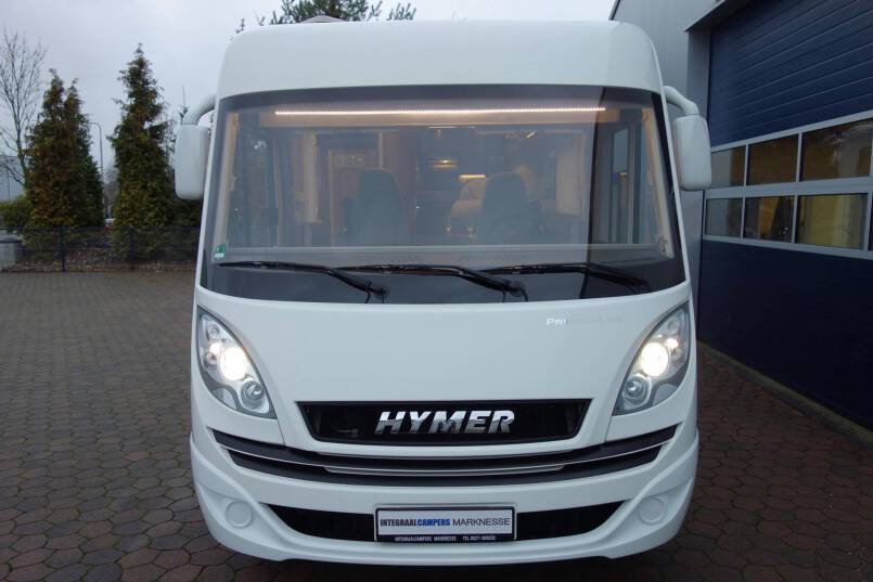 Hymer B 588 PL AUTOMAAT, 2 aparte bedden, garage, 4 x luchtvering 1