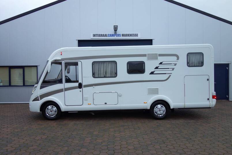 Hymer B 588 PL AUTOMAAT, 2 aparte bedden, garage, 4 x luchtvering 2