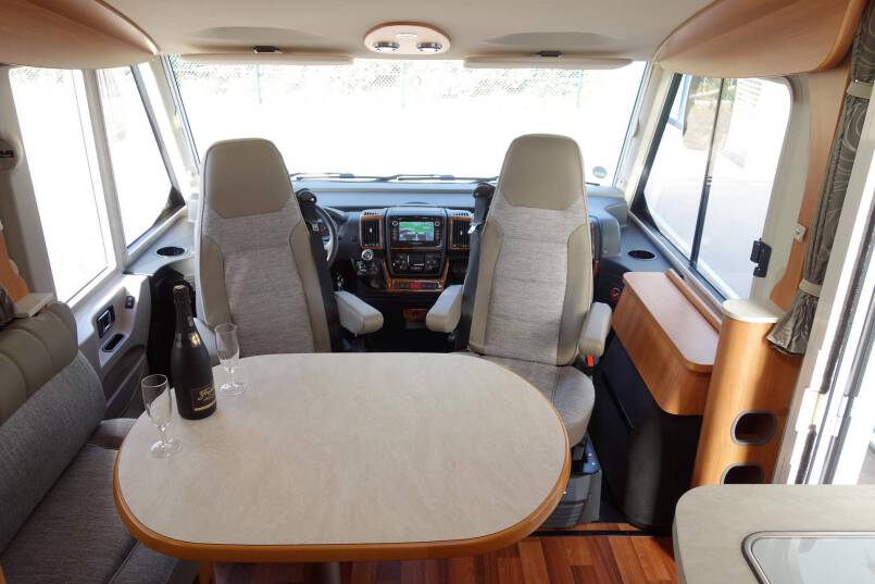 Hymer B 578 2 aparte bedden, garage, nieuw type 19