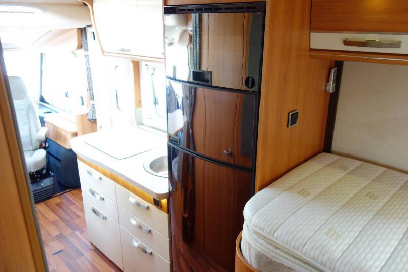 Hymer B 578 2 aparte bedden, garage, nieuw type 30