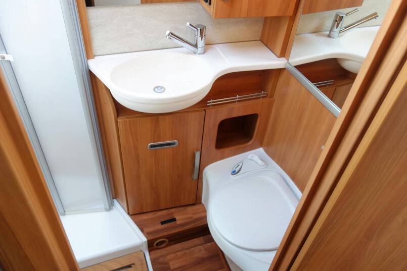 Hymer B 578 2 aparte bedden, garage, nieuw type 36