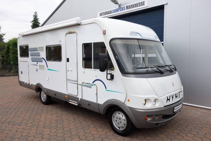 Hymer B 644 G 6 persoons familiecamper met garage 4