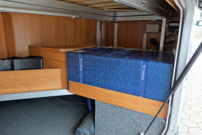 Hymer 654 fransbed, airco, Oyster 85 10