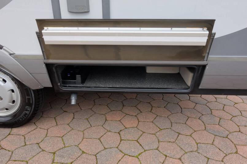 Hymer 654 fransbed, airco, Oyster 85 13