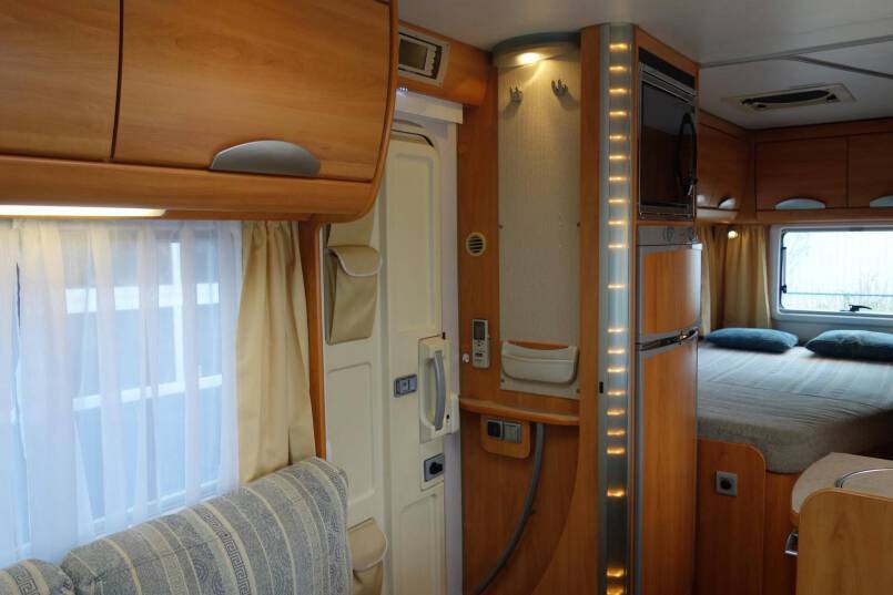Hymer 654 fransbed, airco, Oyster 85 24