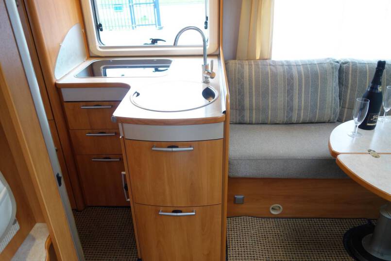 Hymer 654 fransbed, airco, Oyster 85 26
