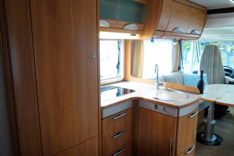 Hymer 654 fransbed, airco, Oyster 85 27