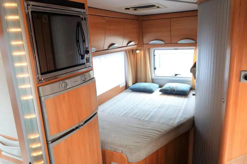 Hymer 654 fransbed, airco, Oyster 85 32