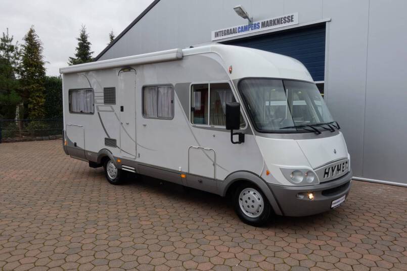 Hymer 654 fransbed, airco, Oyster 85 6