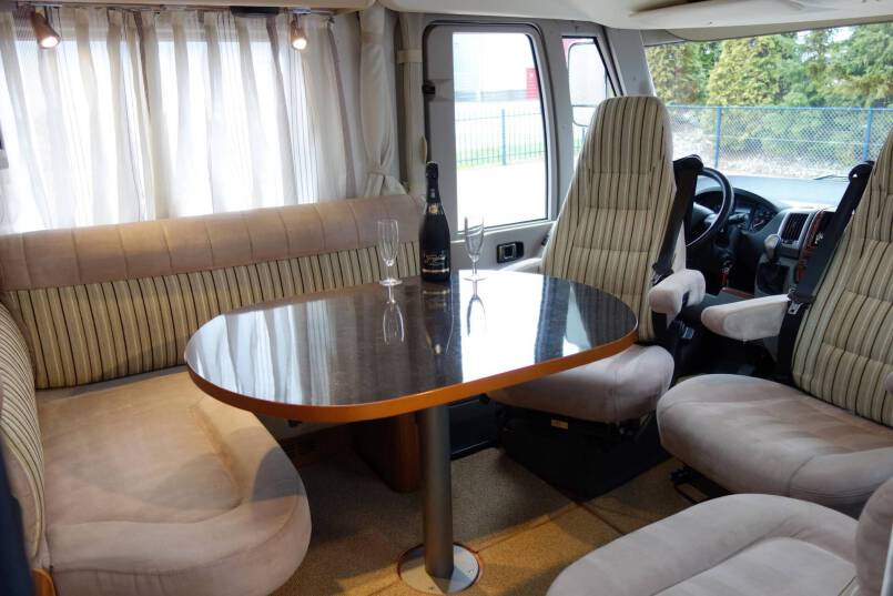 Hymer B 674 SL Star Edition 3.0 AUTOMAAT, 2 aparte bedden, garage, vol optie 22