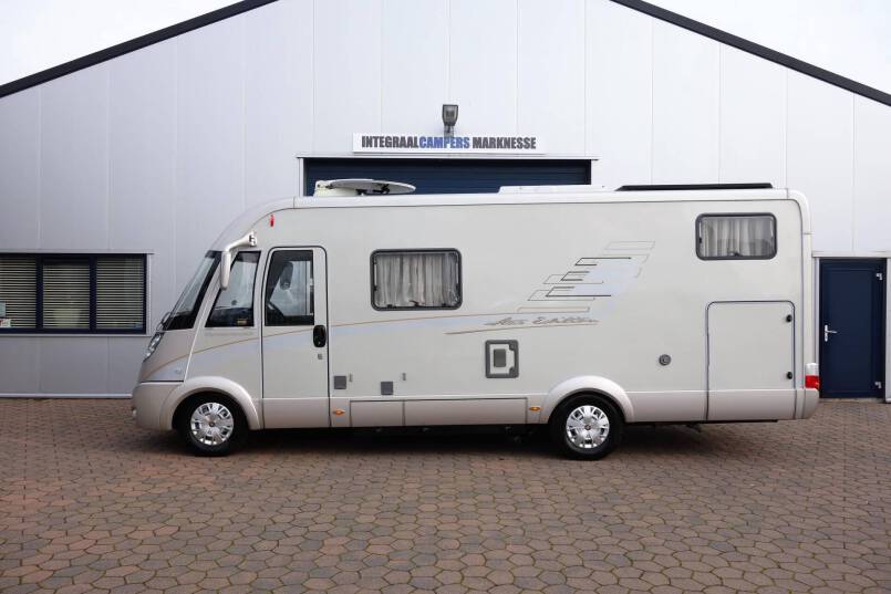 Hymer B 674 SL Star Edition 3.0 AUTOMAAT, 2 aparte bedden, garage, vol optie 2