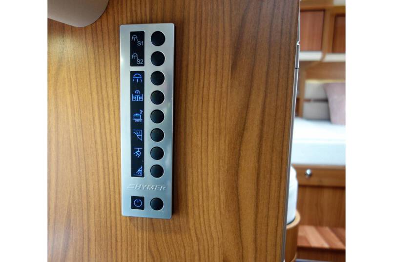 Hymer B 674 SL Star Edition 3.0 AUTOMAAT, 2 aparte bedden, garage, vol optie 34