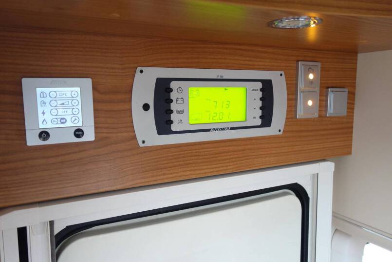 Hymer B 674 SL Star Edition 3.0 AUTOMAAT, 2 aparte bedden, garage, vol optie 35