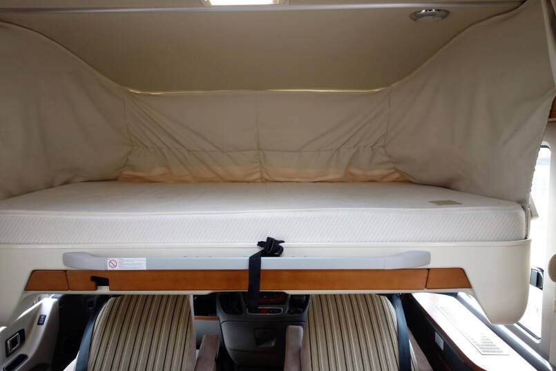Hymer B 674 SL Star Edition 3.0 AUTOMAAT, 2 aparte bedden, garage, vol optie 37