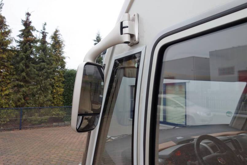 Hymer B 698 SL Star Edition Queensbed, 3.0 AUTOMAAT, champagne, 4 x luchtvering, winter pakket 8