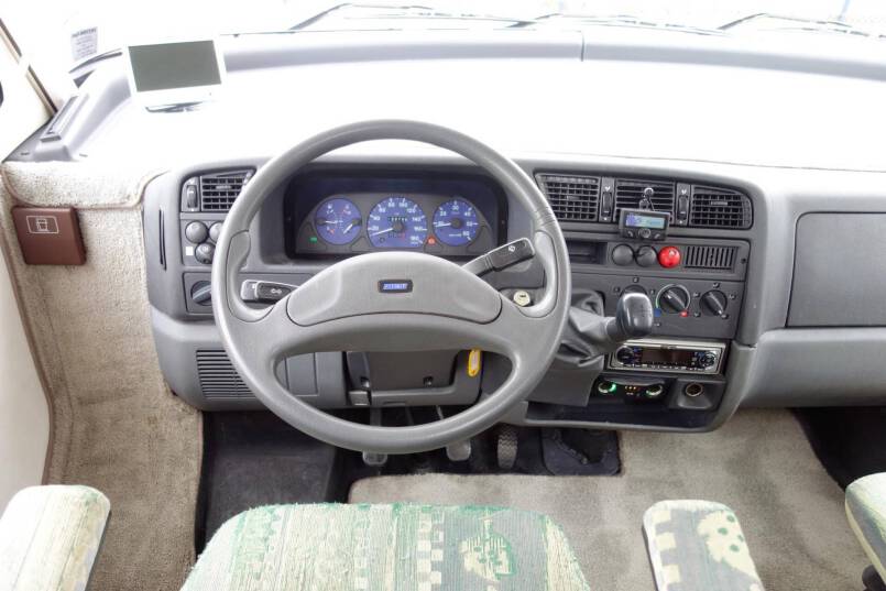 Hymer B 584 Hymer  B 584 compacte 3 pers. met een ruime barzit indeling 12
