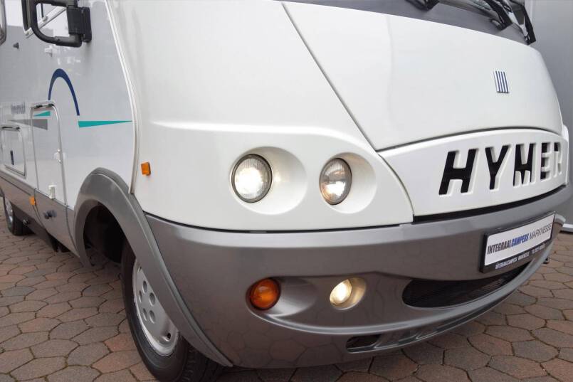 Hymer B 584 Hymer  B 584 compacte 3 pers. met een ruime barzit indeling 2