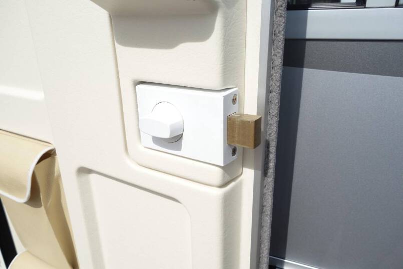 Hymer B 514 G Elegance zilver, compacte 4 pers. camper met HPC levelsysteem 15