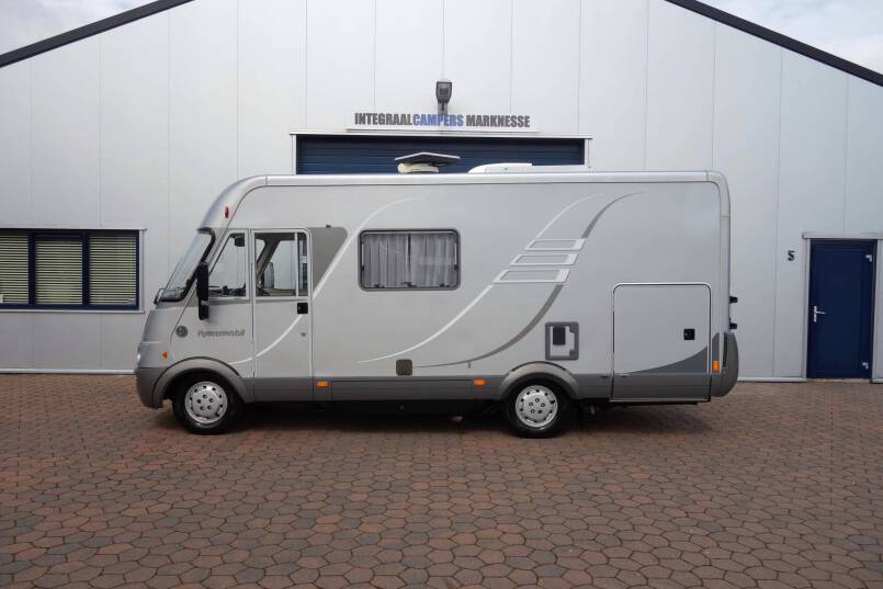 Hymer B 514 G Elegance zilver, compacte 4 pers. camper met HPC levelsysteem 2