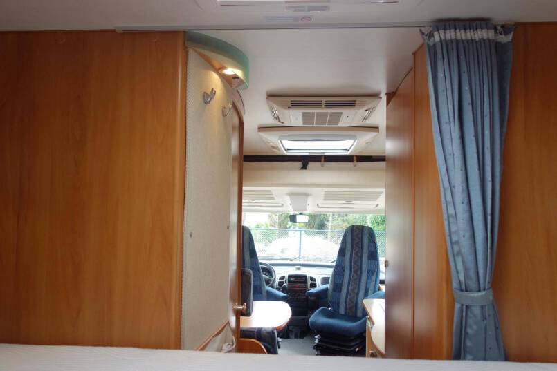 Hymer B 514 G Elegance zilver, compacte 4 pers. camper met HPC levelsysteem 33