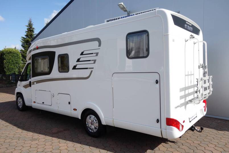 Hymer T 678 CL AUTOMAAT, 150 pk, 2 aparte bedden 7
