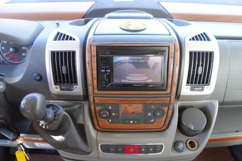 Hymer B 694 SL Star Edition 3.0, Champagne met garage, vol optie 15