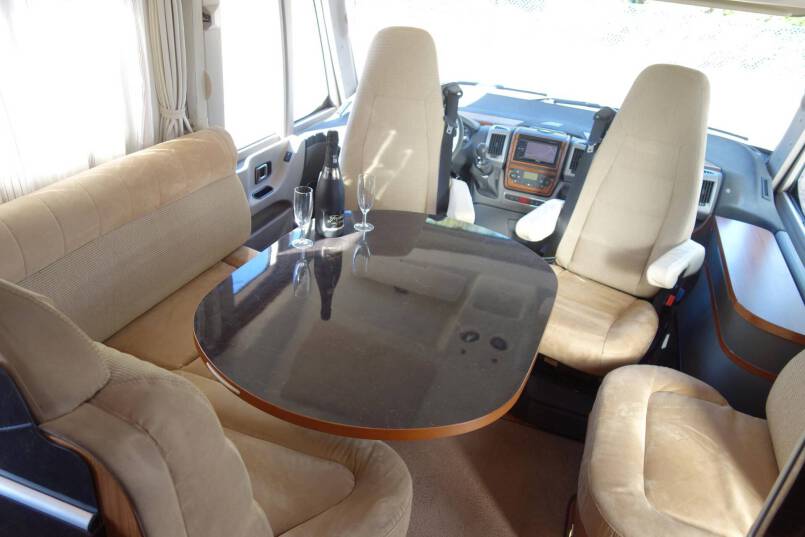 Hymer B 694 SL Star Edition 3.0, Champagne met garage, vol optie 17