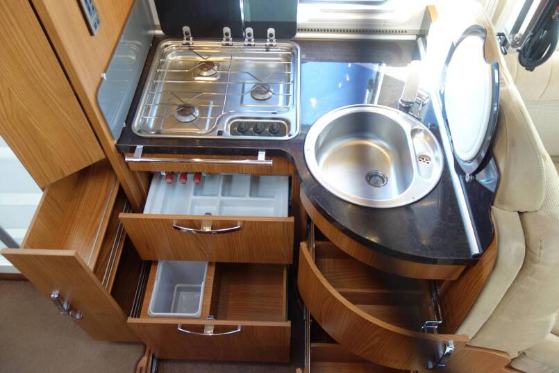 Hymer B 694 SL Star Edition 3.0, Champagne met garage, vol optie 21
