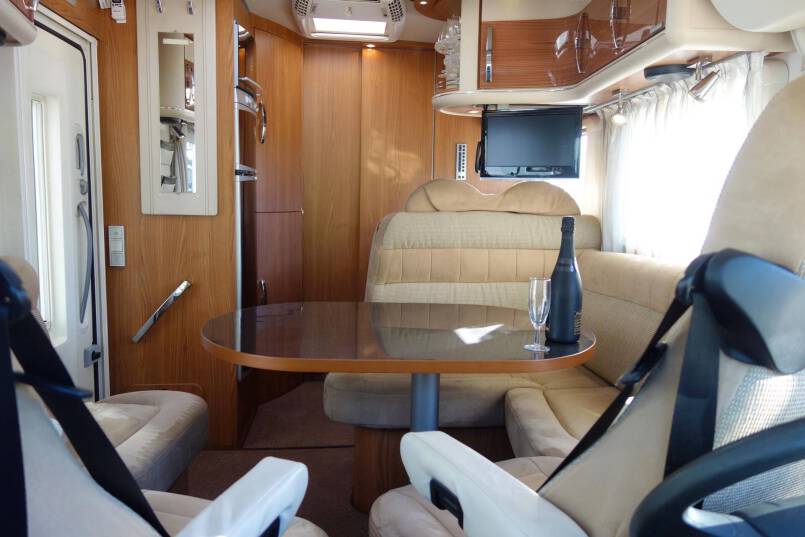 Hymer B 694 SL Star Edition 3.0, Champagne met garage, vol optie 22