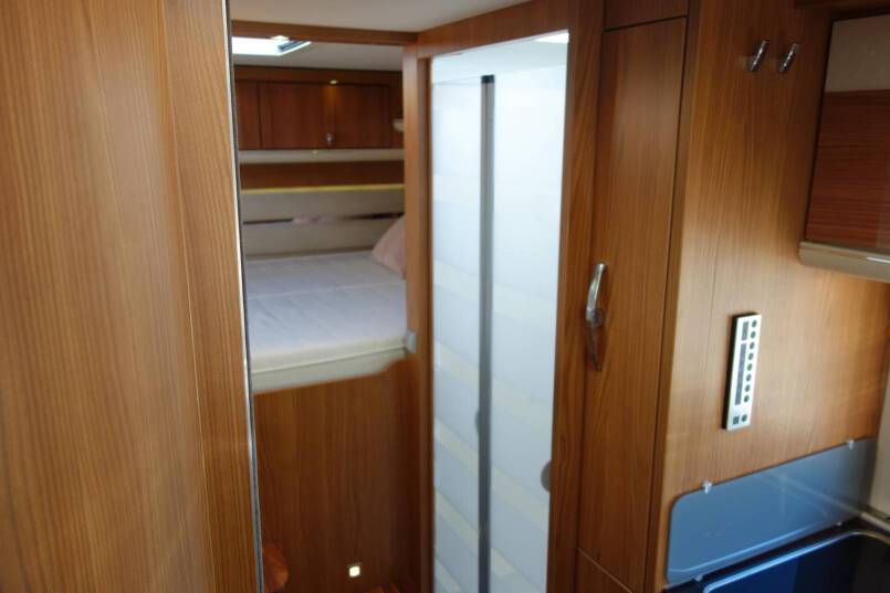 Hymer B 694 SL Star Edition 3.0, Champagne met garage, vol optie 23